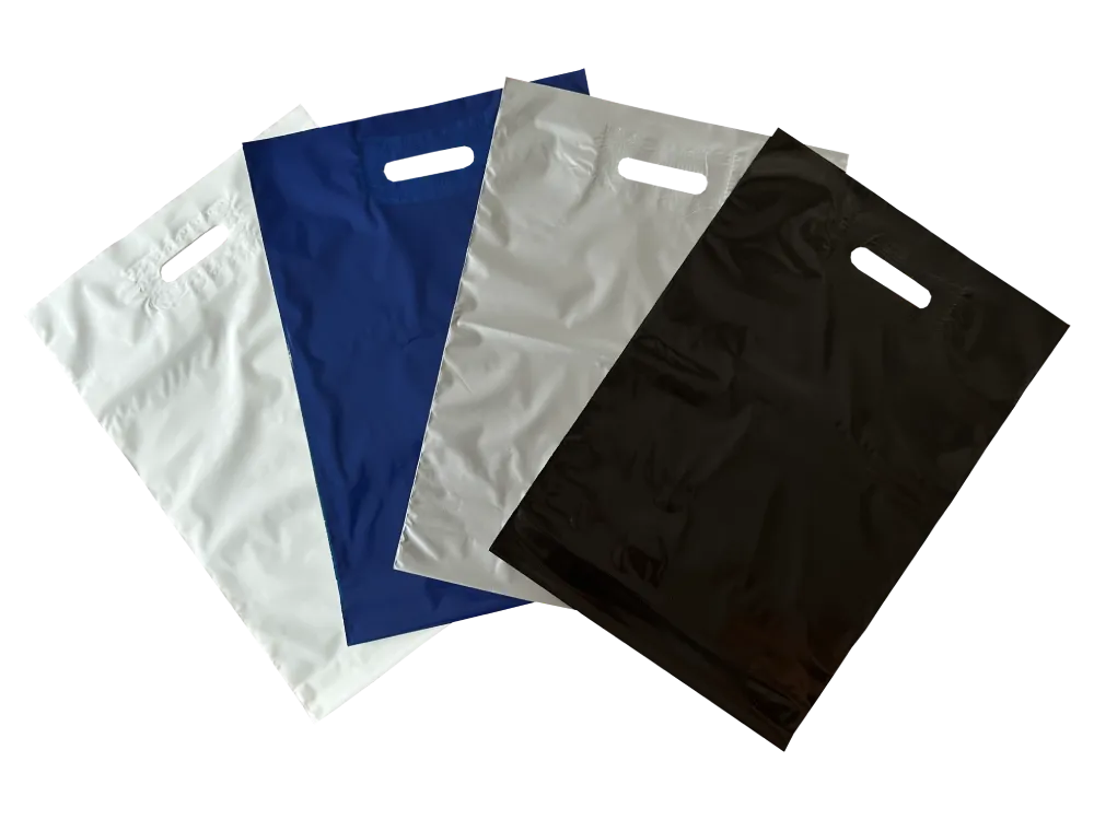 Taška s průsekem ztuženým podvařením